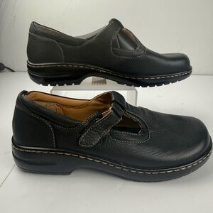 Softspots Womens 6 Avenue Black Leather Mary Jane Shoe NEW